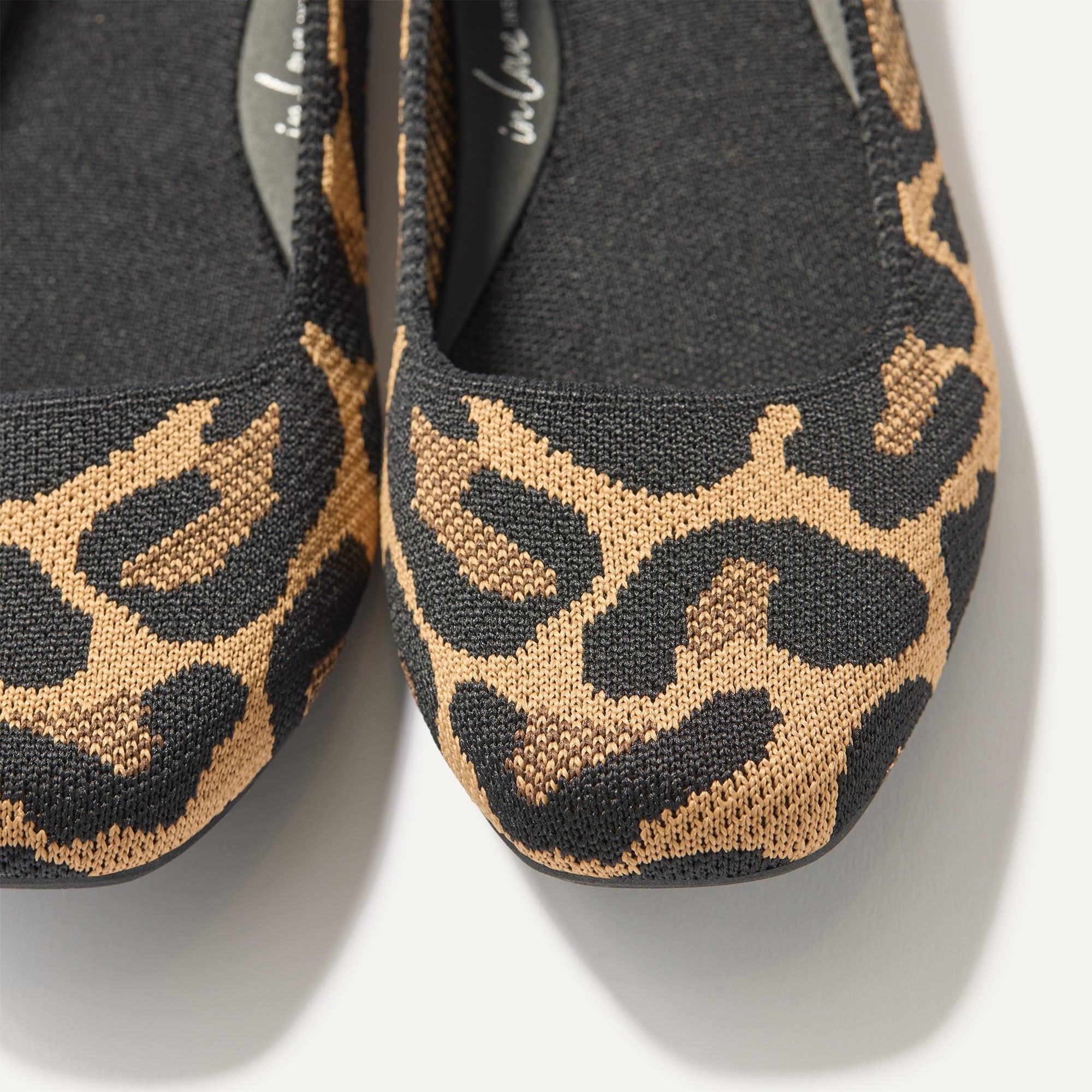 The Max Square - Amber Cat