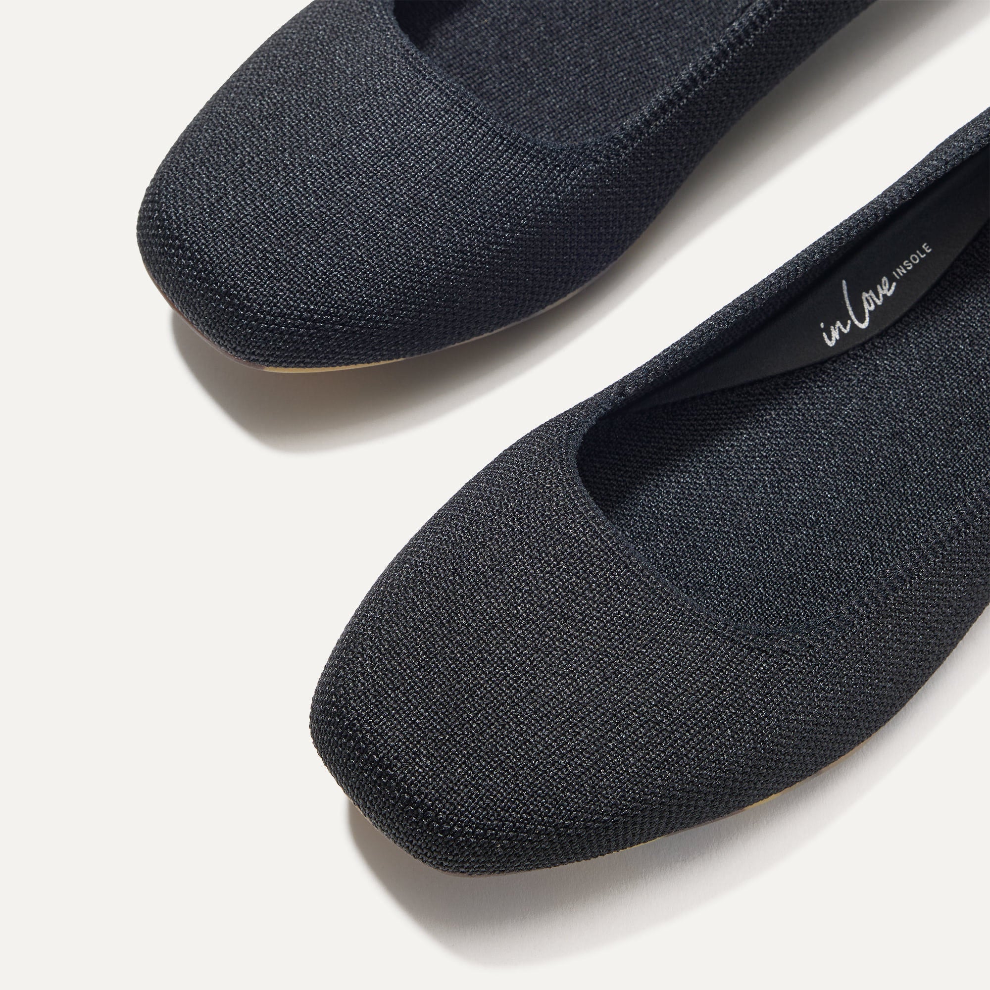 The Max Square - Black