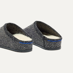 The Cozy Clog - Black Sesame Bouclé