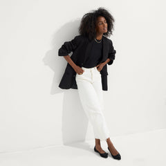 The ReVelvet™ Emblem Point II - ReVelvet™ Black