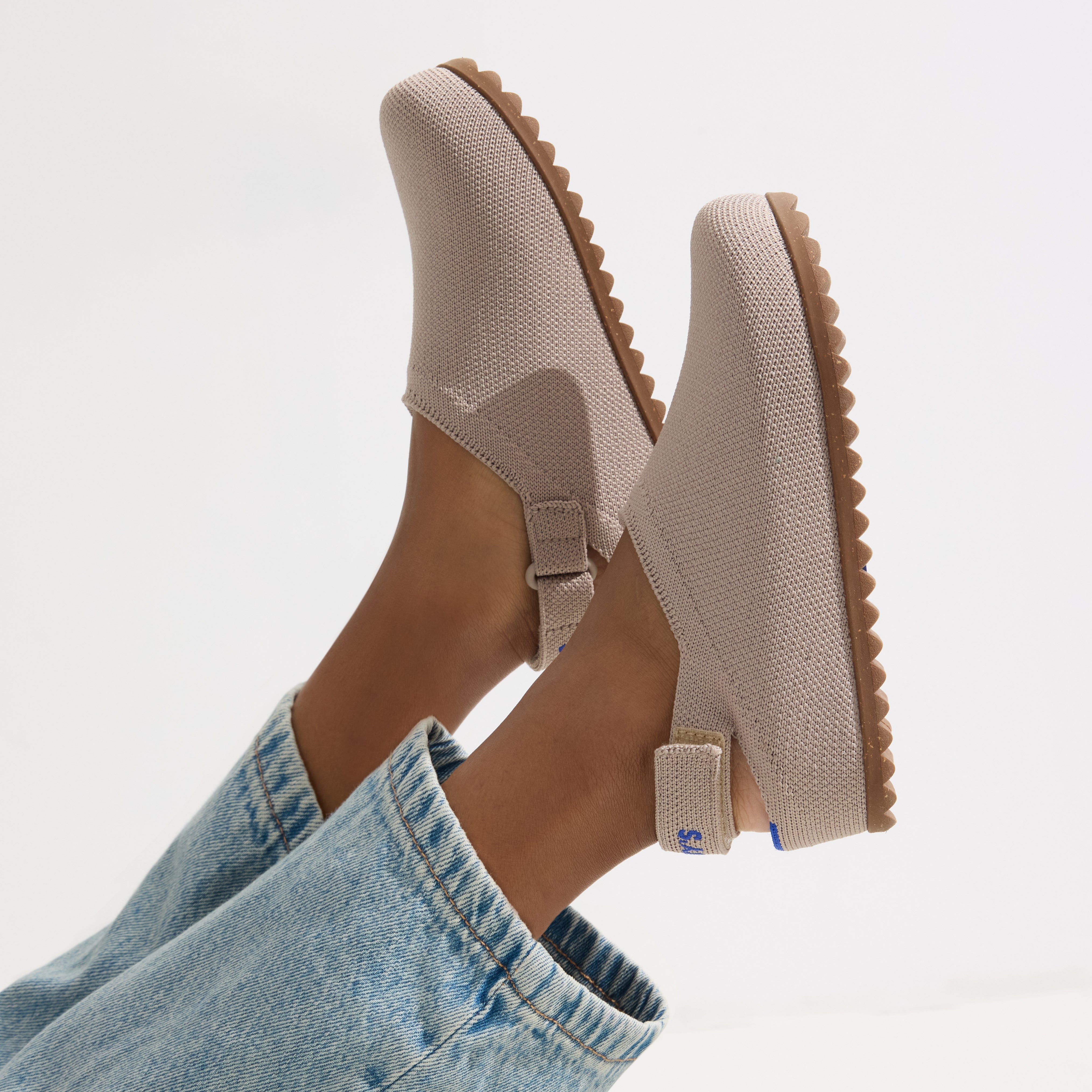 The Kids Clog - Dove